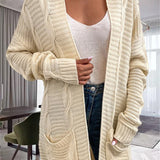 Cárdigan de mujer – Corte oversize – Punto grueso – Punto trenzado – Bolsillos delanteros
