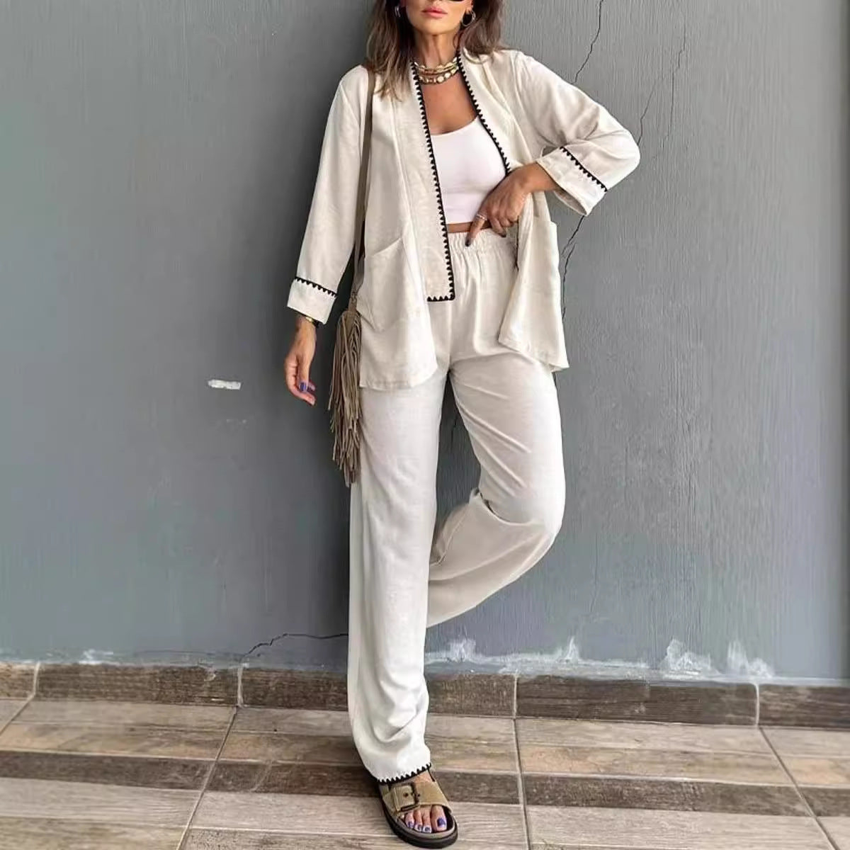 Traje de pantalón para mujer – Pernera ancha – Blazer largo abierto – Tejido ligero y suave