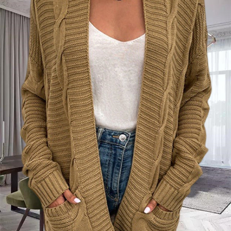Cárdigan de mujer – Corte oversize – Punto grueso – Punto trenzado – Bolsillos delanteros