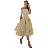 Vestido de mujer con hombros descubiertos - Corte entallado - Falda acampanada - Elegante y sofisticado