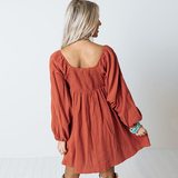 Karter - Elegante vestido de mujer estilo ibicenco con un diseño único