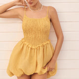 Vestido mini de mujer – Corte entallado – Fruncido acanalado – Tirantes finos – Falda abullonada