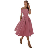 Vestido de mujer con hombros descubiertos - Corte entallado - Falda acampanada - Elegante y sofisticado