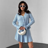 Conjunto de punto para mujer – Top de manga larga con cuello en V – Falda mini acampanada – Textura acanalada