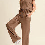 Conjunto de ropa de estar por casa para mujer: corte holgado, punto acanalado suave, camiseta de manga corta y pantalón ancho.