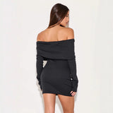 Vestido mini de mujer – Hombros descubiertos – Corte ajustado – Punto acanalado – Mangas largas