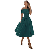 Vestido de mujer con hombros descubiertos - Corte entallado - Falda acampanada - Elegante y sofisticado
