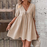 Vestido corto de mujer – Corte evasé – Tejido ligero – Mangas abullonadas – Cuello en pico