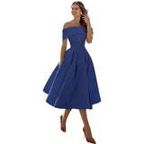 Vestido de mujer con hombros descubiertos - Corte entallado - Falda acampanada - Elegante y sofisticado