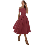 Vestido de mujer con hombros descubiertos - Corte entallado - Falda acampanada - Elegante y sofisticado