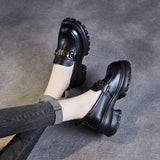 Mocasines de mujer – Piel auténtica – Suela de plataforma – Cadena metálica moderna