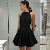 Vestido de mujer – Cuello halter – Espalda abierta – Cintura alta – Elegante corte corto acampanado