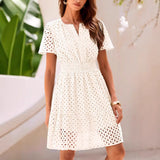 Vestido trapecio para mujer – Algodón ligero – Detalle de bordado de ojales – Cuello en pico – Mangas cortas