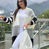 Cárdigan de mujer – Corte oversize – Punto suave – Rayas anchas – Abertura larga