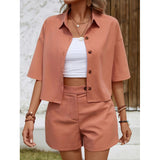 Conjunto de camisa y pantalón corto para mujer – Corte holgado – Tejido ligero y transpirable – Estilo casual y elegante