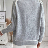 Sudadera de mujer – Corte holgado – Cuello alto – Mangas de rayas en contraste