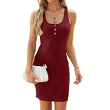 Vestido de mujer – Corte ajustado – Punto suave – Sin mangas – Detalle de botones – Largo midi