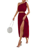 Conjunto de dos piezas para mujer: Top asimétrico, falda con abertura y cintura elástica fluida.