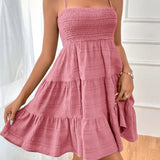 Vestido corto de mujer – Tirantes finos – Cuerpo fruncido – Falda evasé con volantes