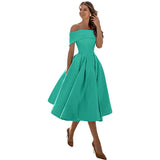 Vestido de mujer con hombros descubiertos - Corte entallado - Falda acampanada - Elegante y sofisticado