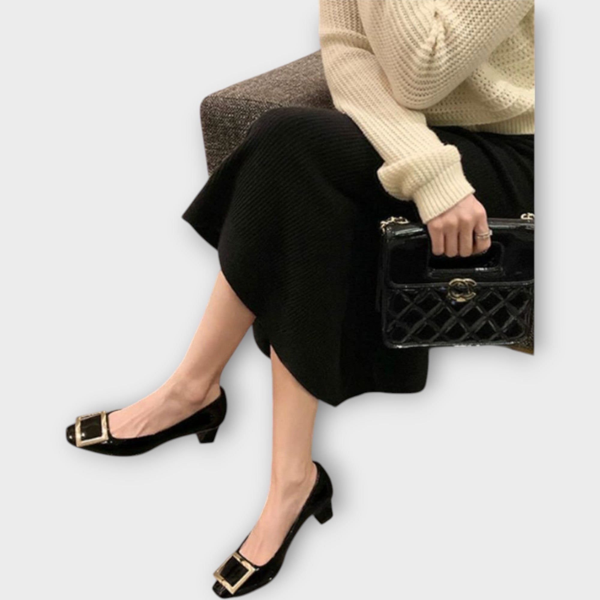 Sandalias Elegantes Lucie con Tacón Medio Punta Cuadrada