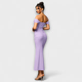 Ione - Vestido ajustado con hombros al descubierto y fruncido