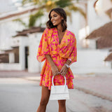 Vestido corto de mujer – Escote cruzado – Corte fluido – Volantes – Tejido transpirable