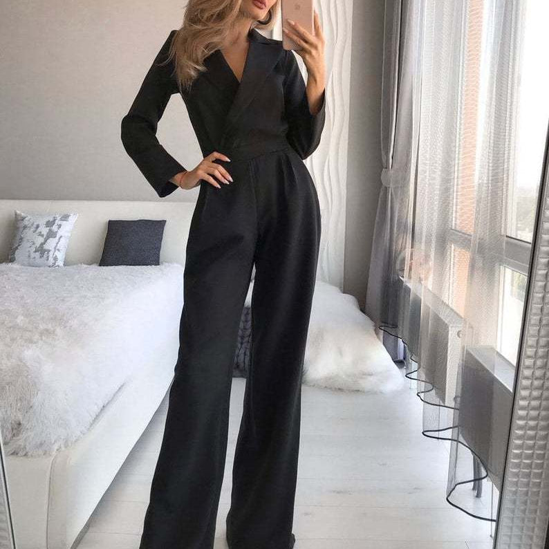 Mono de mujer – Corte entallado – Mangas largas – Tejido fluido y elegante – Piernas anchas