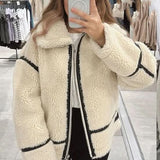 Chaqueta de cuello alto para mujer clásica, cómoda y versátil.