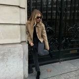 Chaqueta de mujer elegante, chic y atemporal.