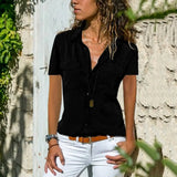 Blusa de mujer – Corte entallado – Manga corta – Abotonada – Tejido transpirable