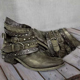 Botines de mujer – Piel desgastada – Tiras con tachuelas – Hebillas – Tacón plano – Estilo rockero