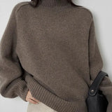 Sudadera de mujer – Cuello alto – Lana – Corte oversize – Acabado acanalado