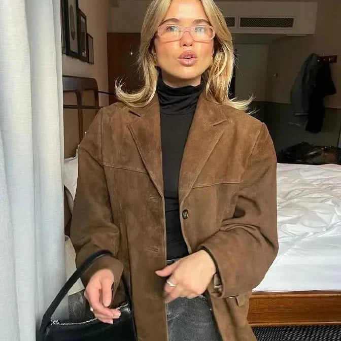 Chaqueta de mujer elegante, chic y atemporal.