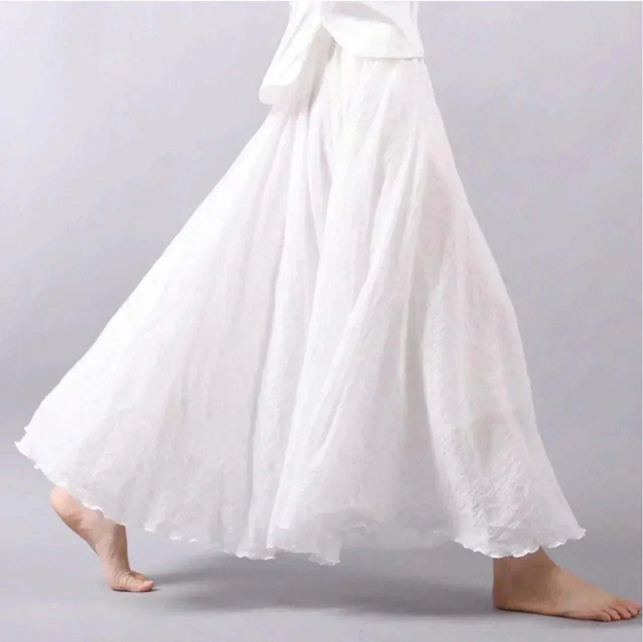 Falda larga elegante Brielle: diseño fluido y cómodo.