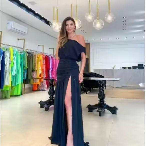 Vestido de mujer - Cuello halter - Bajo asimétrico - Estampado floral - Detalle fruncido