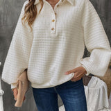 Sudadera de mujer – Corte oversize – Punto texturizado – Cuello camisero – Tapeta de botones
