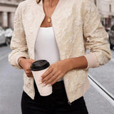 Chaqueta de mujer – Corte entallado – Diseños bordados – Cierre de cremallera – Ribete de canalé