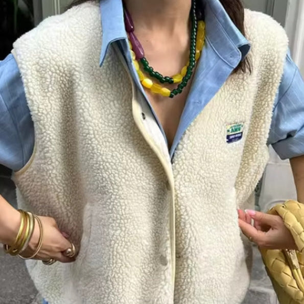 Cárdigan de mujer – Corte holgado – Cuello redondo – Lana con textura suave – Sin mangas