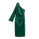 Vestido de satén de un solo hombro para mujer: elegante y sofisticado.
