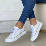 Zapatillas deportivas de mujer Cina: elegancia con un toque dorado