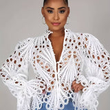 Nina - La blusa transparente moderna