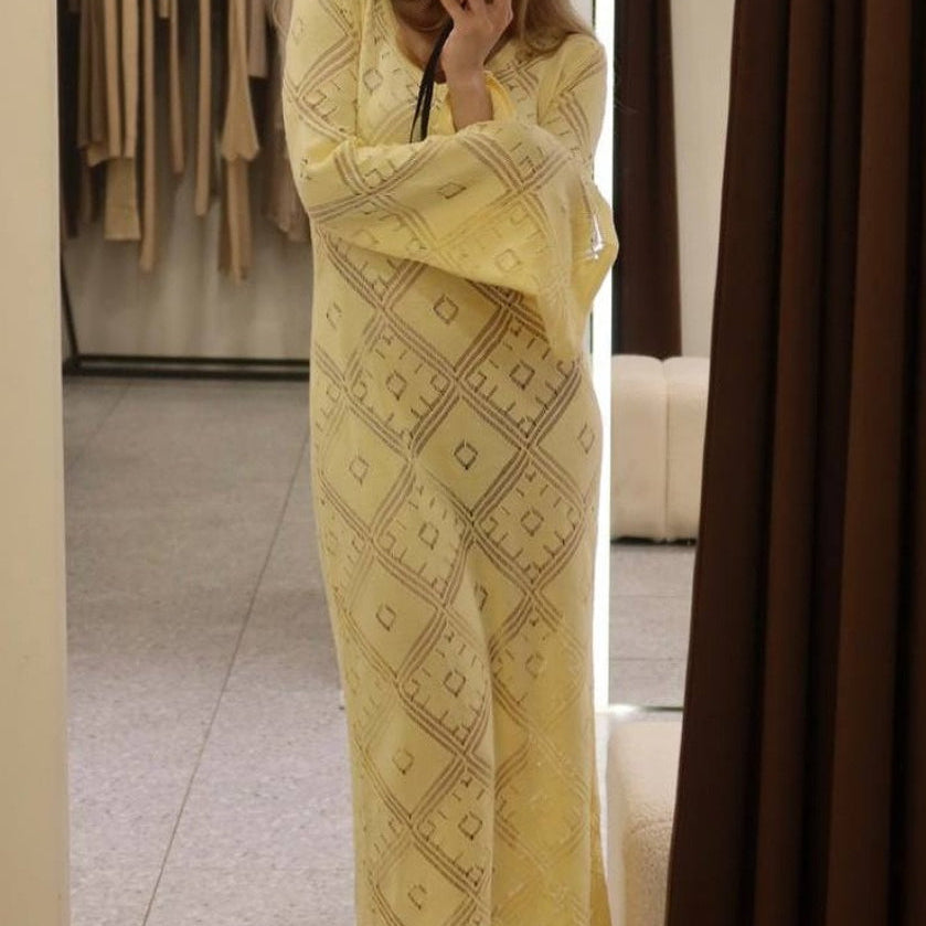 Vestido largo de punto jacquard con estampado de rombos y mangas largas