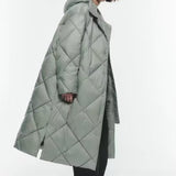 Chaqueta larga acolchada con capucha