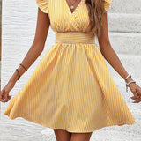 Vestido de mujer - Escote cruzado - Mangas con volantes - Cintura ajustada - Falda acampanada