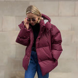 Chaqueta acolchada para mujer – Corte oversize – Capucha – Repelente al agua – Largo hasta la mitad del muslo