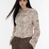 Chaqueta corta tie-dye con cuello alto