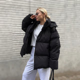 Chaqueta acolchada para mujer – Corte oversize – Capucha – Repelente al agua – Largo hasta la mitad del muslo