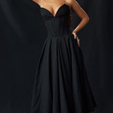 Vestido de noche trapecio sin tirantes