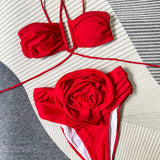 Bikini cuello halter con detalle floral - Elegante y cómodo